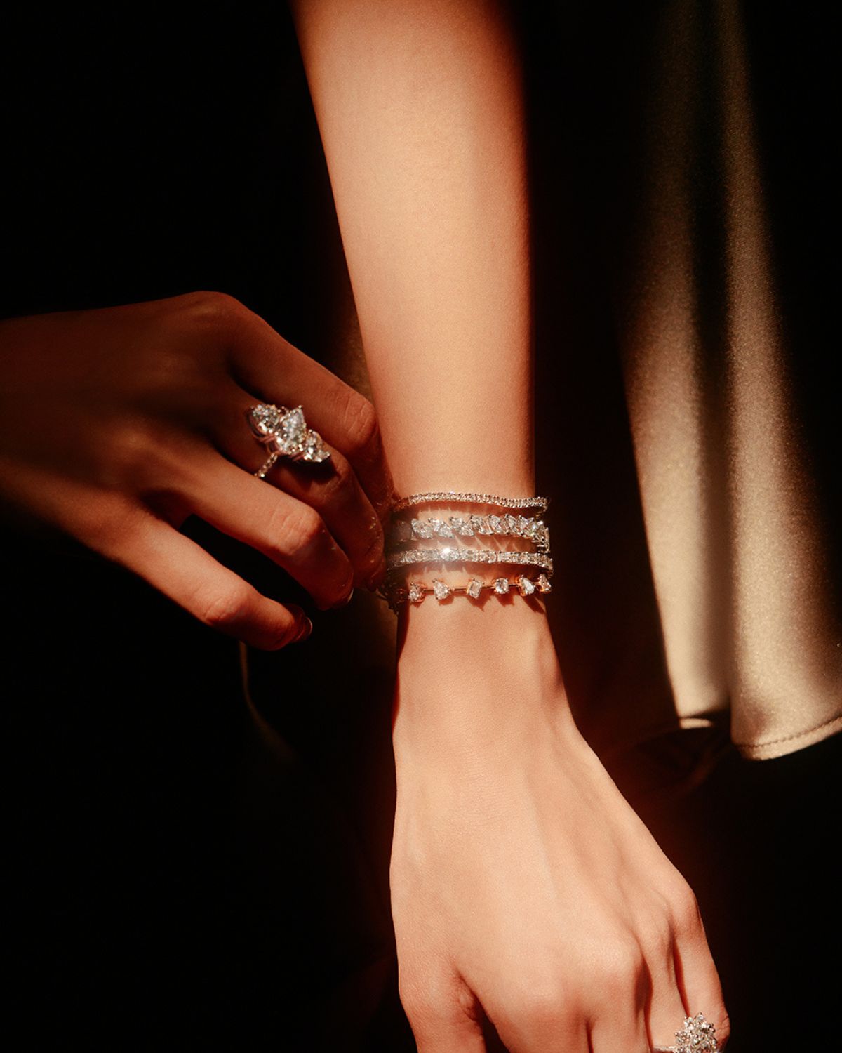 Top 10 Jewellery Pieces to Glam Up Your Night Out Looks