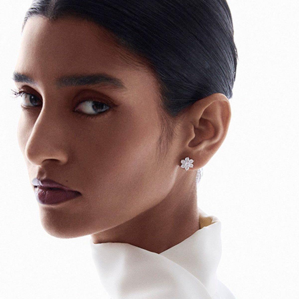 Top 10 Work Wear Jewellery Pieces to Elevate Your Professional Style