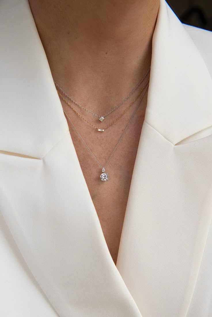 The Do's and Don'ts of Wearing Diamond Jewelry Daily
