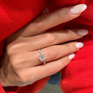 Exploring the Differences Between Classic and Modern Diamond Rings