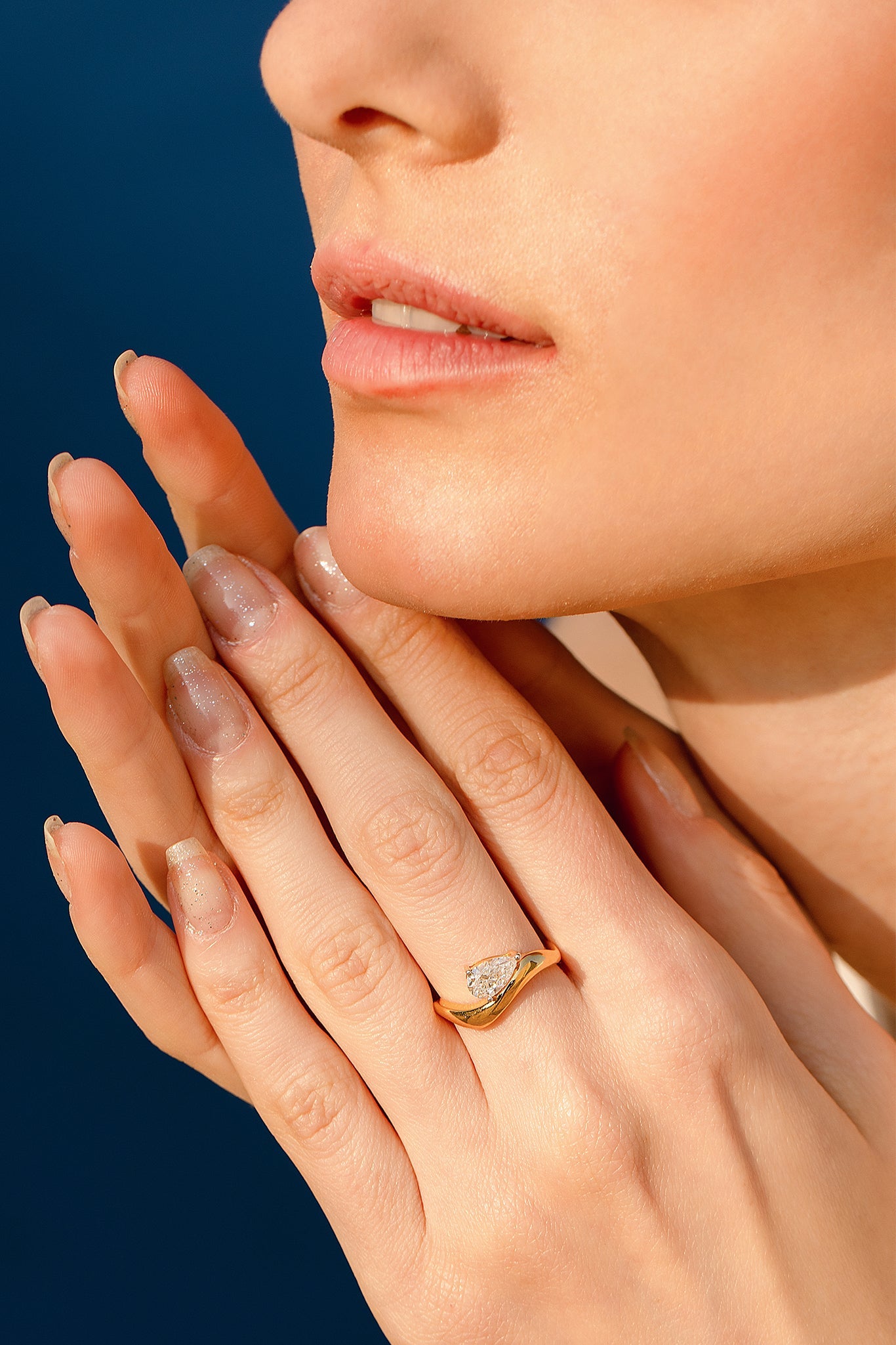 T-Shirt East-West Wave Ring - House Of Quadri