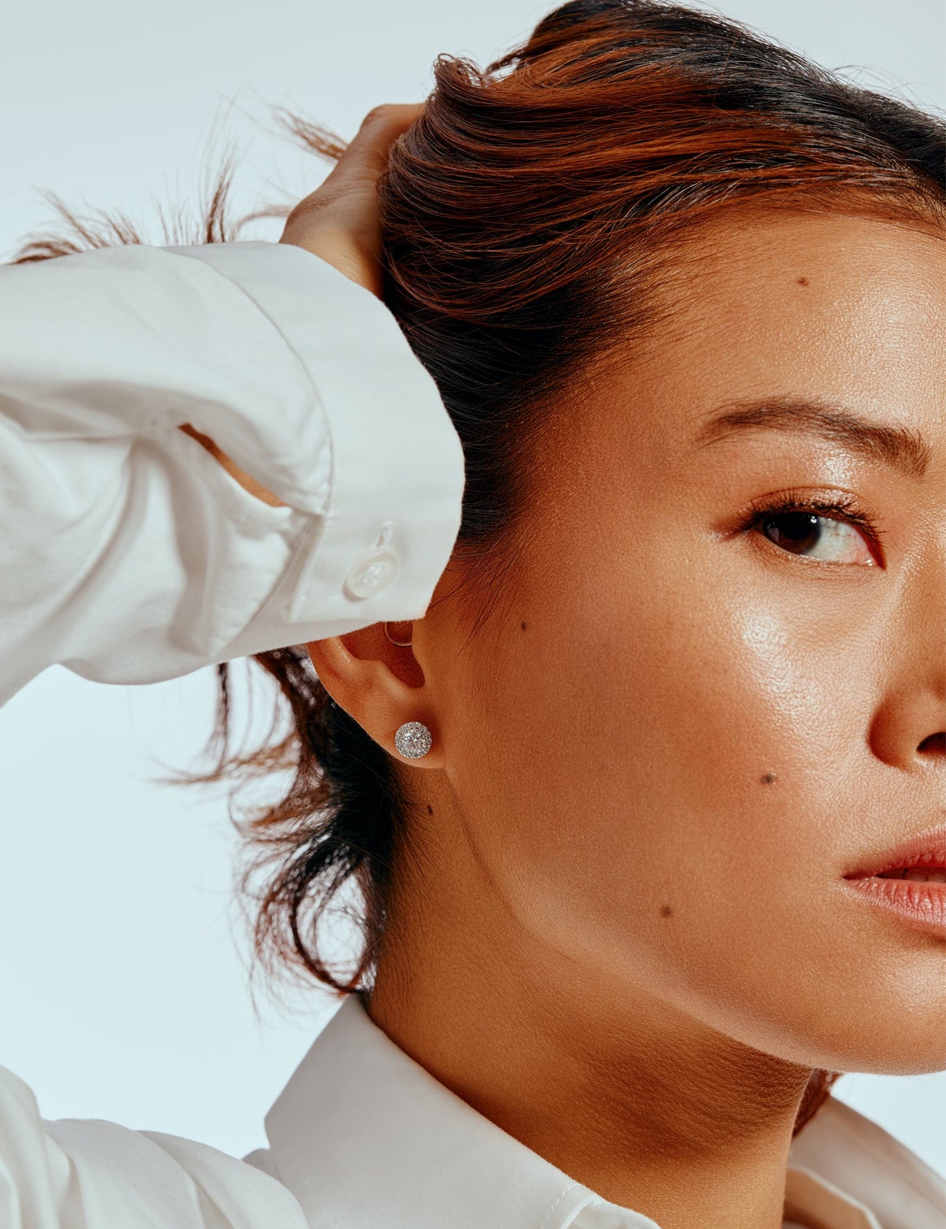 T-Shirt Semi Solitaire Halo Studs - House Of Quadri