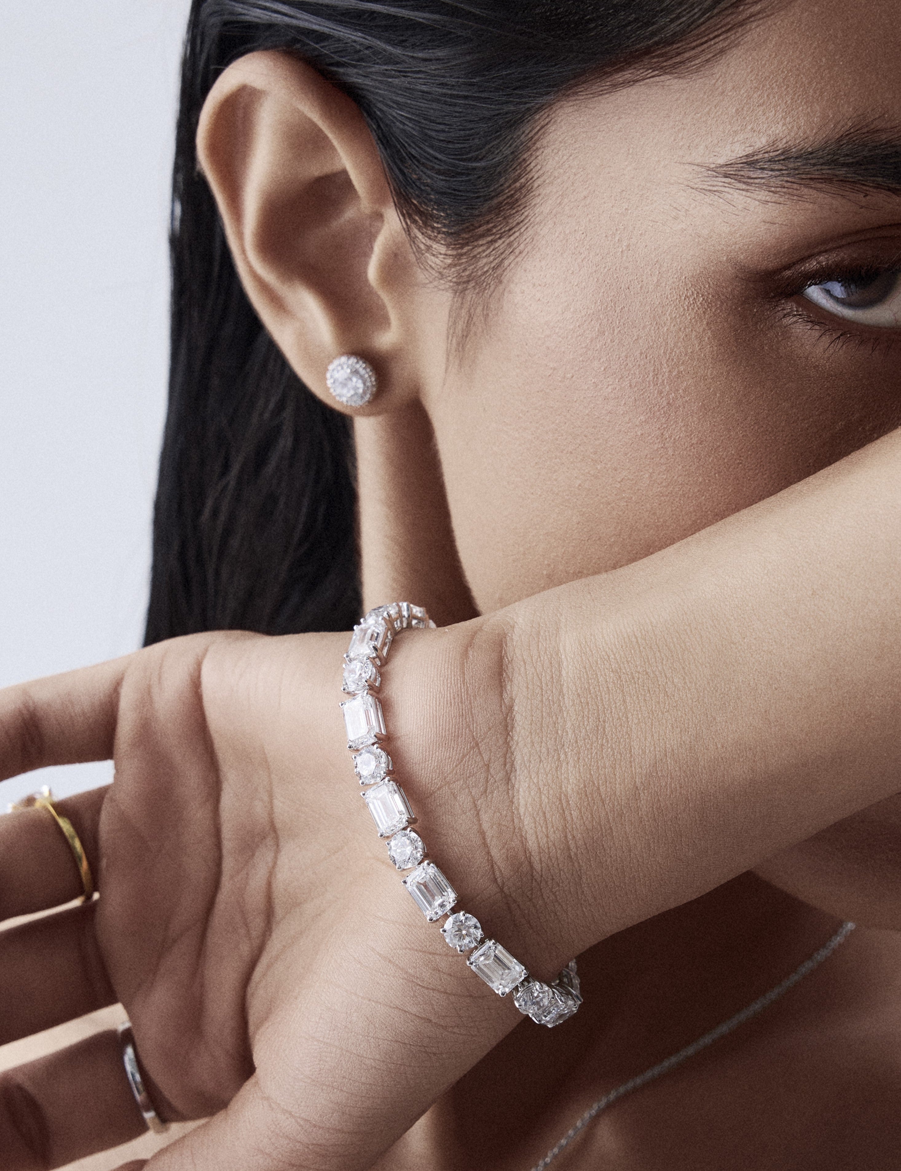 1 ct Scalloped Halo Earrings - House Of Quadri