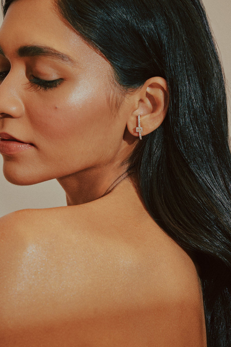 Emra Vertical Mini Hoops - House Of Quadri