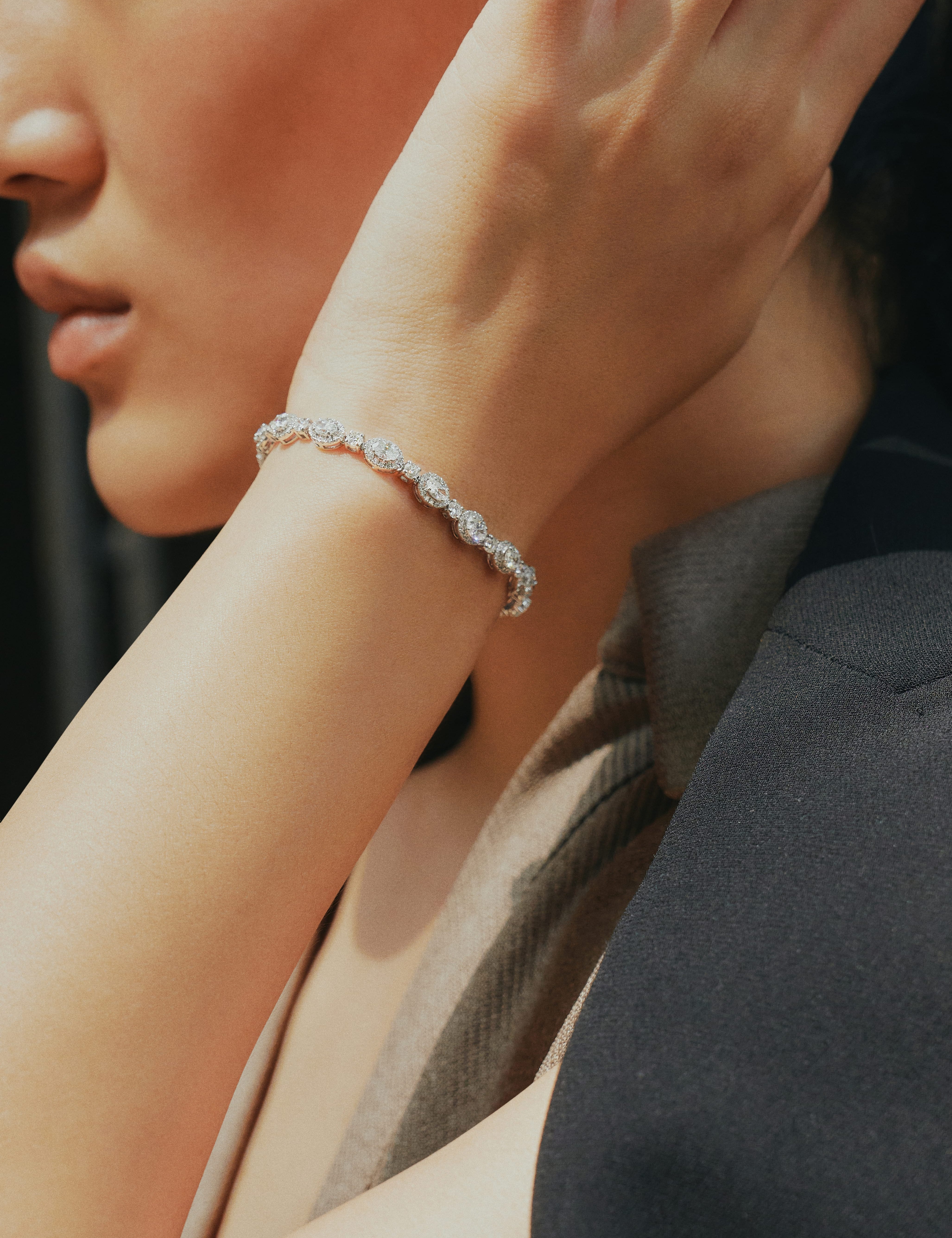 Oval Halo Bracelet - House Of Quadri