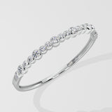 Alter Bezel Oval Bangle