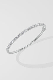 0.10 ct Classic Oval Bangle