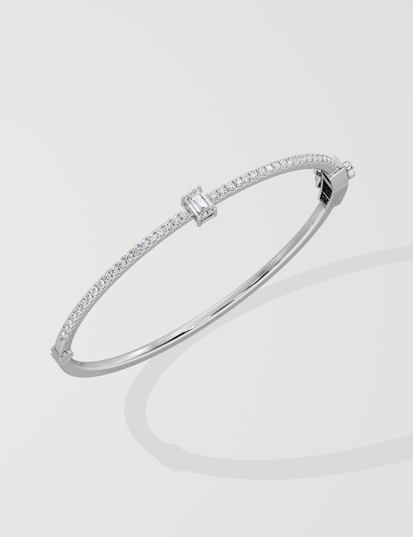 Solara Oval Bangle