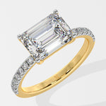 2 ct East-West Emerald Ring - House Of Quadri