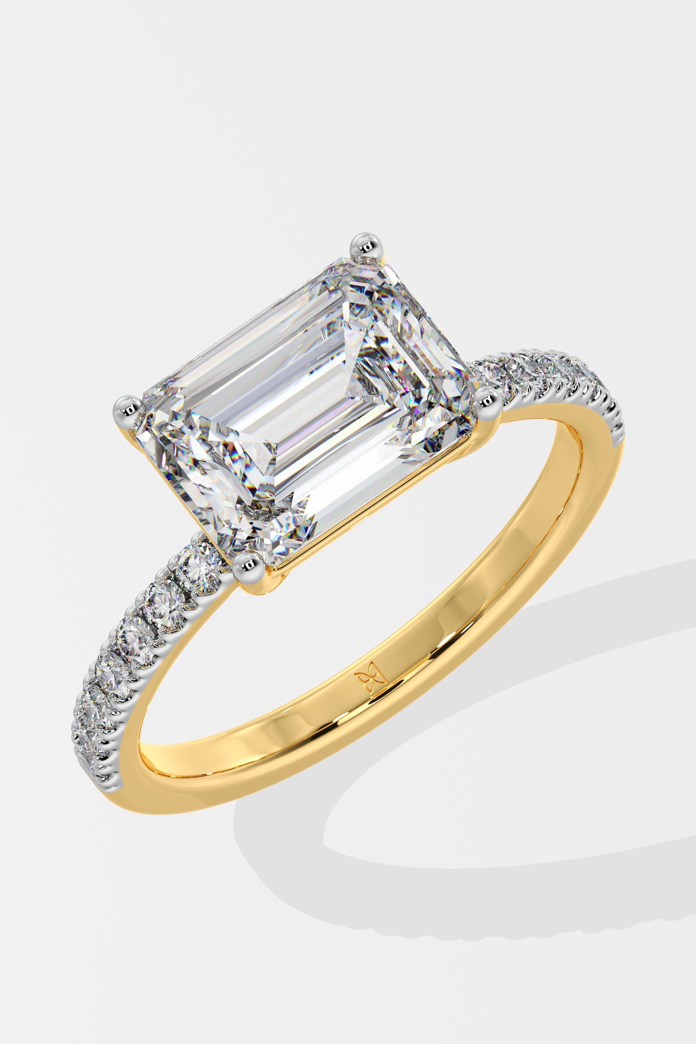 2 ct East-West Emerald Ring - House Of Quadri