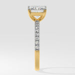 2 ct East-West Emerald Ring - House Of Quadri