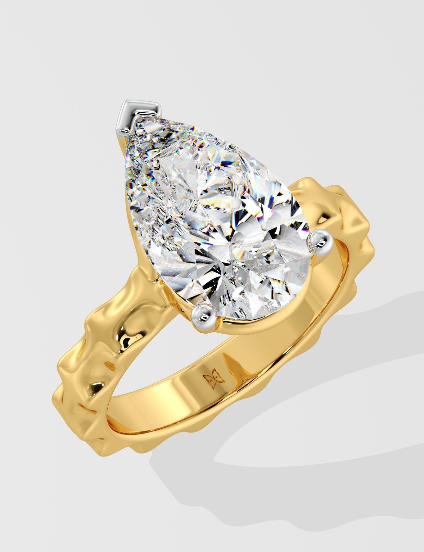 3 ct Pear Inegale Ring