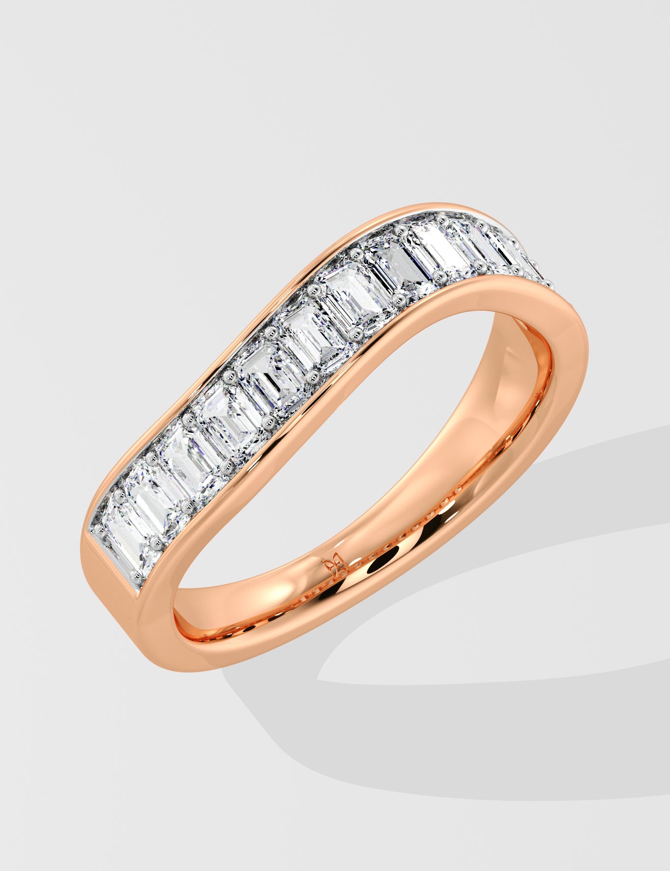 Emra Wave Diamond Band