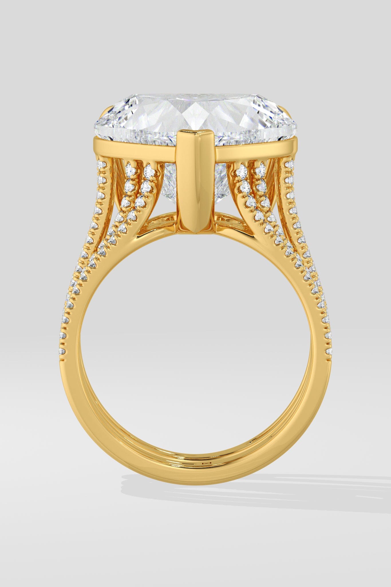 9 Ct Heart Grandeur Ring - House of Quadri