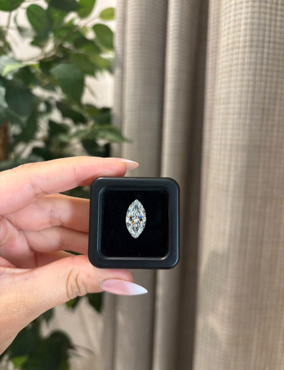 5.05 Ct Marquise Cut E VVS2 - House of Quadri