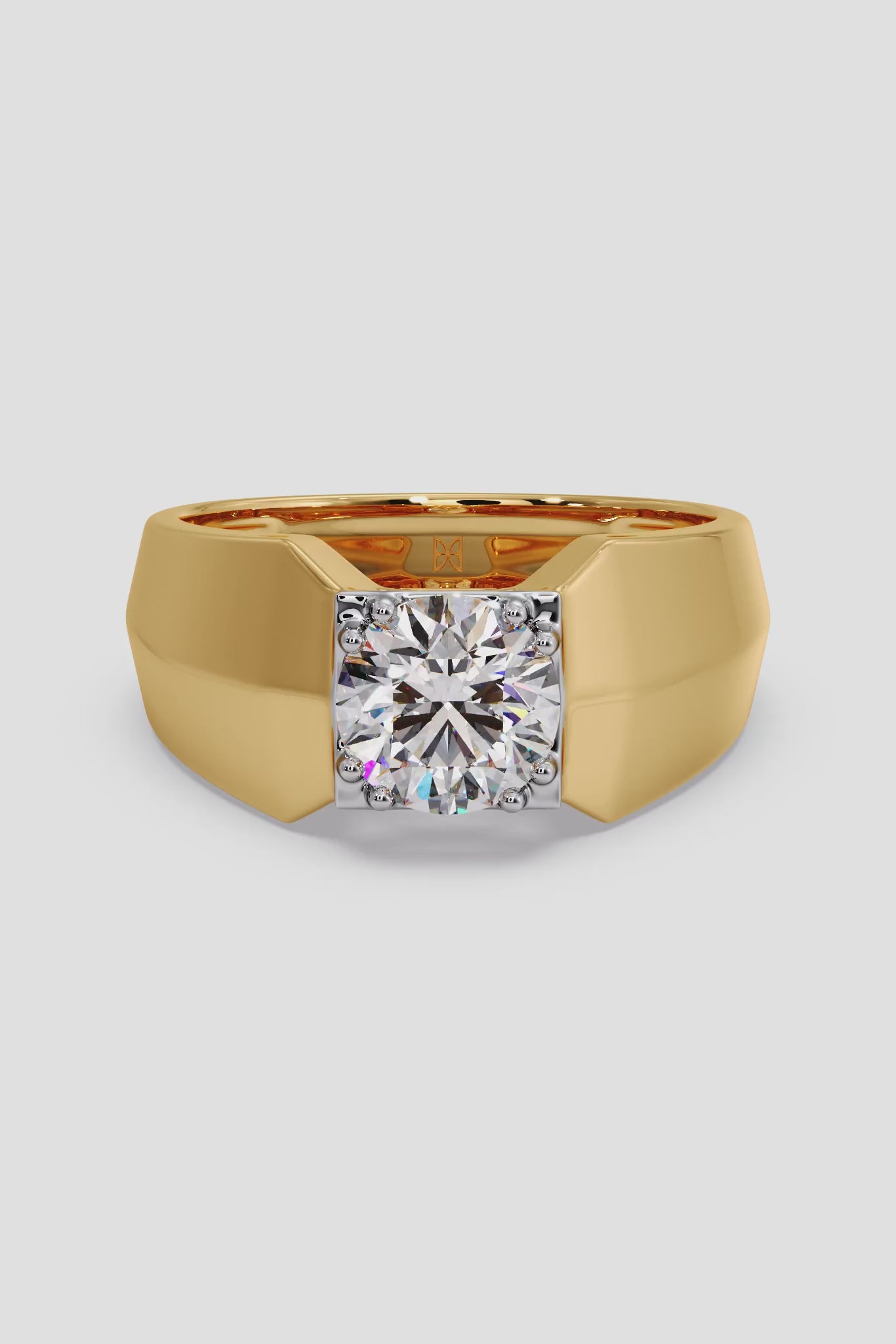 The Regal Solitaire Ring